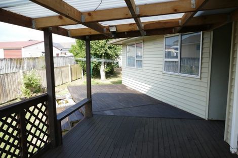 Photo of property in 56 Othello Drive, Clover Park, Auckland, 2023