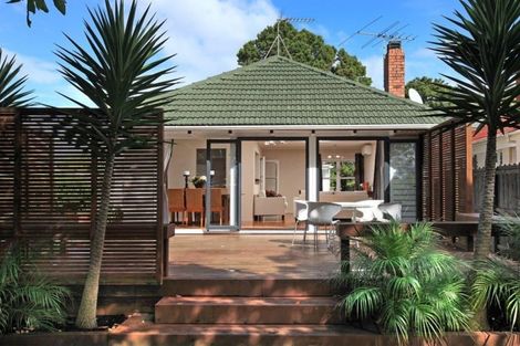 Photo of property in 99 West Tamaki Road, Glen Innes, Auckland, 1072