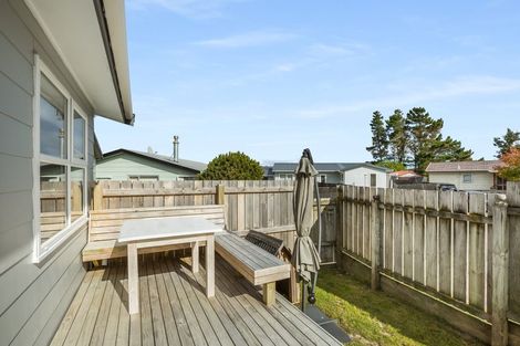 Photo of property in 9 Gaff Place, Whitby, Porirua, 5024
