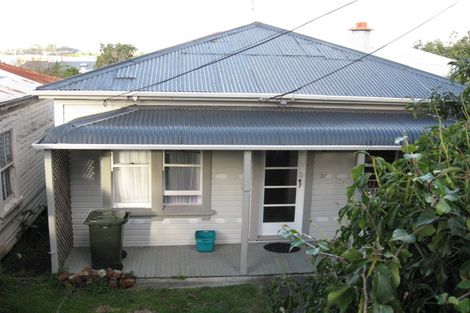 Photo of property in 57 Childers Terrace, Kilbirnie, Wellington, 6022