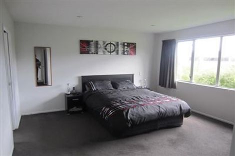Photo of property in 101 Te Puia Drive, Aotea, Porirua, 5024