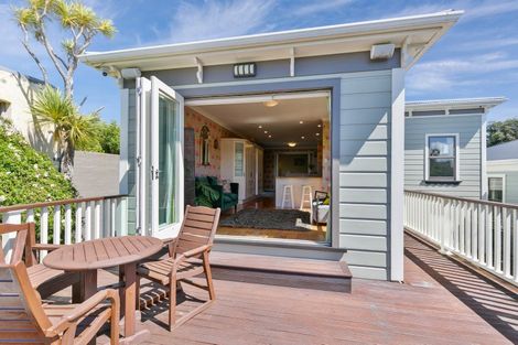 Photo of property in 48 Lavaud Street, Berhampore, Wellington, 6023