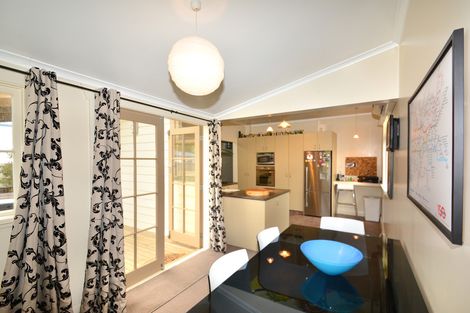 Photo of property in 8 Pretoria Avenue, Saint Clair, Dunedin, 9012