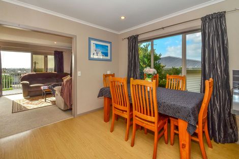 Photo of property in 8 Bilkey Avenue, Pukekohe, 2120