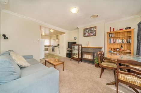 Photo of property in 5 Lane Street, Wallaceville, Upper Hutt, 5018