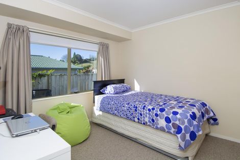 Photo of property in 1 Peregrine Place, Welcome Bay, Tauranga, 3112