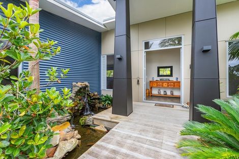 Photo of property in 56 Old Waipu Road, Mangawhai, 0505