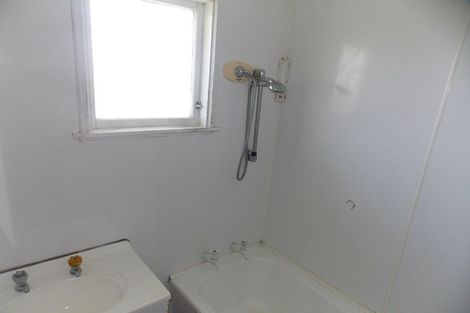 Photo of property in 3 Clifton Street, Bulls, 4818