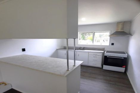 Photo of property in 2/27 Mon Desir Place, Manurewa, Auckland, 2102