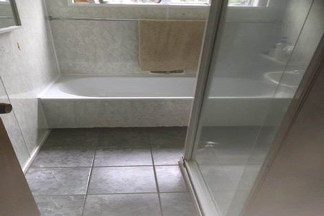 Photo of property in 10/31 Mana Avenue, Titahi Bay, Porirua, 5022