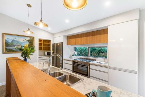 Photo of property in 16 Kilsby Place, Levin, 5510