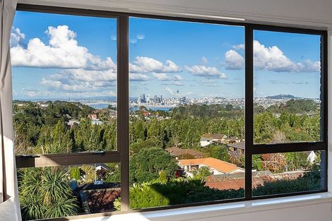 Photo of property in 38 Balmain Road, Chatswood, Auckland, 0626