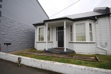 Photo of property in 42 Howe Street, North Dunedin, Dunedin, 9016