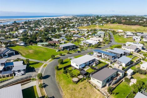 Photo of property in 25 Driftwood Place, Mangawhai Heads, Mangawhai, 0505