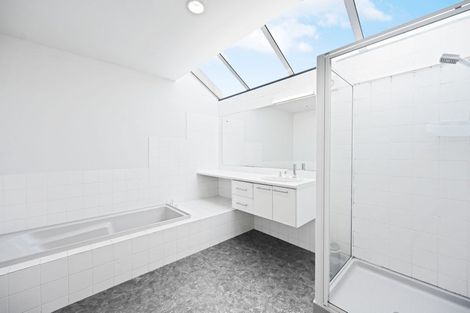 Photo of property in 3 Munro Place, Flagstaff, Hamilton, 3210