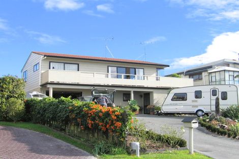 Photo of property in 11 Carmen Terrace, Snells Beach, 0920