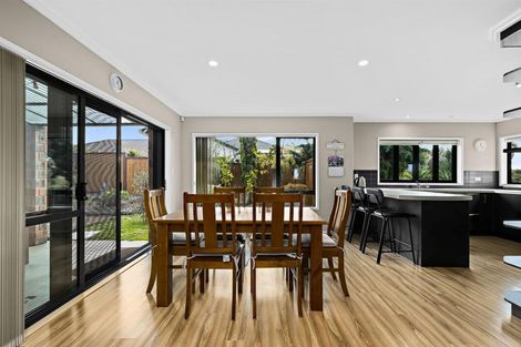 Photo of property in 5 Omana Avenue, Shelly Beach, Helensville, 0874