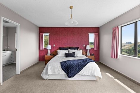 Photo of property in 90 Churchill Drive, Taradale, Napier, 4112