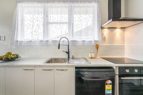 Photo of property in 5 Firth Crescent, Otara, Auckland, 2025