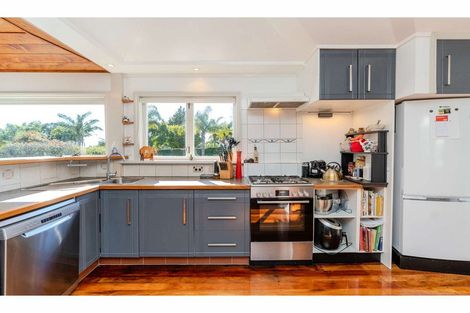 Photo of property in 27-27a Mission Road, Kerikeri, 0230