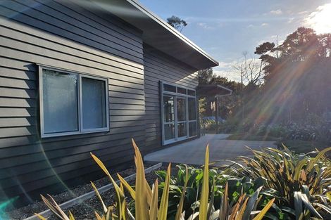 Photo of property in 3 William Pitcher Place, Greenhithe, Auckland, 0632