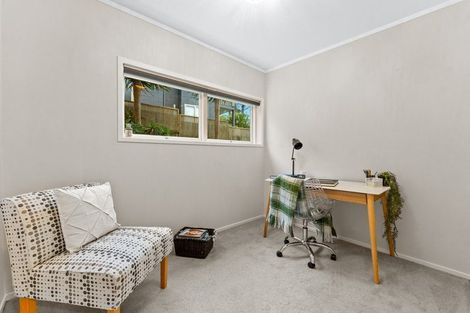 Photo of property in 94 Glencoe Road, Browns Bay, Auckland, 0630