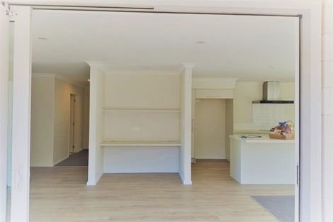 Photo of property in 9 Lakeside Terrace, Omokoroa, 3114