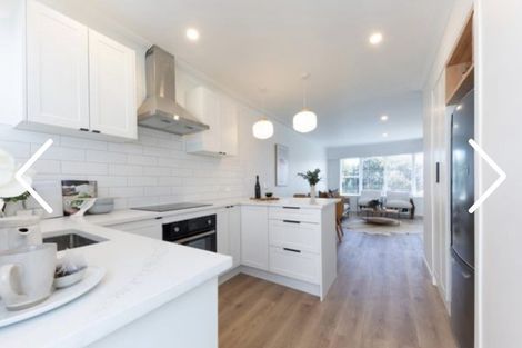 Photo of property in 2/71 Mount Smart Road, Onehunga, Auckland, 1061