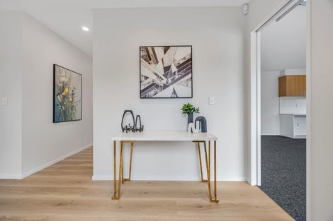 Photo of property in 48 Lewisham Street, Highland Park, Auckland, 2010