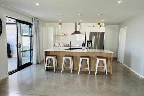 Photo of property in 38e Papawhero Drive, Bell Block, New Plymouth, 4312