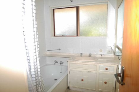 Photo of property in 42 Matai Street, Waikanae, 5036