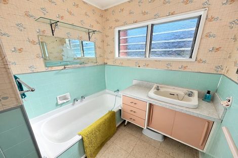 Photo of property in 17 Keir Crescent, Lansdowne, Masterton, 5810