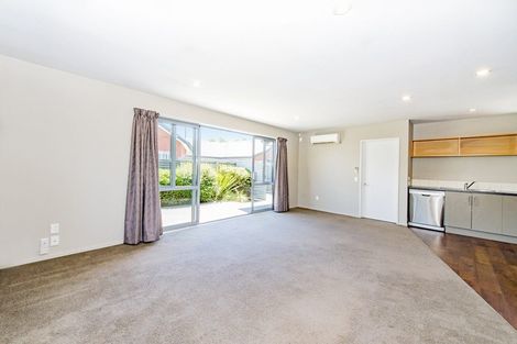 Photo of property in 8/190 Lincoln Road, Addington, Christchurch, 8024