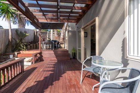 Photo of property in 5 Coralsea Way, Arkles Bay, Whangaparaoa, 0932