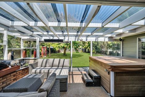 Photo of property in 14 Williamson Road, Clive, 4102