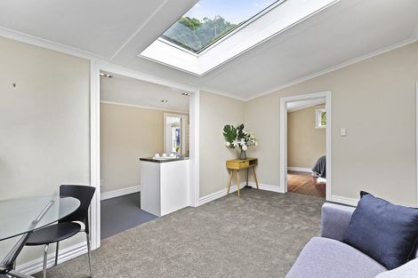 Photo of property in 32 Holloway Road, Aro Valley, Wellington, 6021