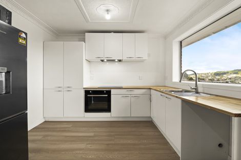 Photo of property in 44 Waldron Crescent, Green Island, Dunedin, 9018