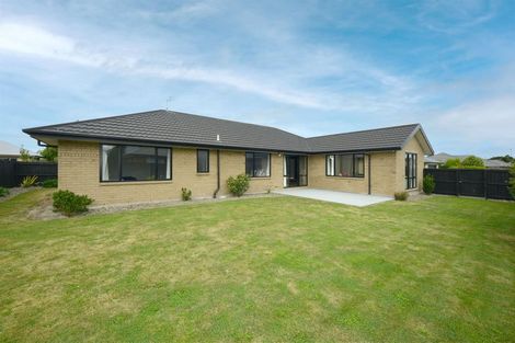 Photo of property in 12 Pukeko Place, Rangiora, 7400