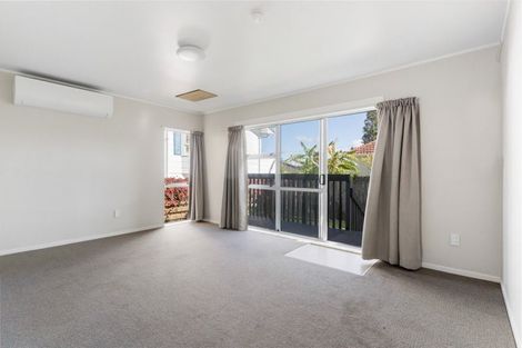 Photo of property in 2/26 Byron Avenue, Takapuna, Auckland, 0622