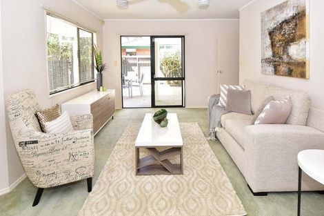 Photo of property in 11a Pine Road, Orewa, 0931