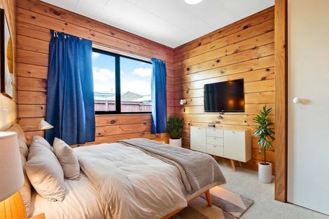 Photo of property in 50 Heath Street, St Andrews, Hamilton, 3200