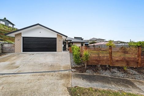 Photo of property in 11 Frederick Place, Whalers Gate, New Plymouth, 4310