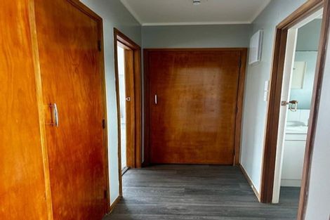 Photo of property in 1/32 Dale Crescent, Pakuranga, Auckland, 2010