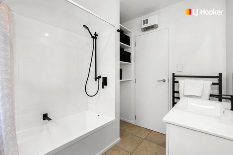 Photo of property in 58 Mornington Road, Balaclava, Dunedin, 9011