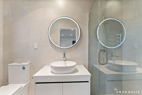 Photo of property in 1/16 Binsted Road, New Lynn, Auckland, 0600