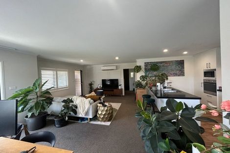 Photo of property in 30 Excelsa Place, Papamoa Beach, Papamoa, 3118