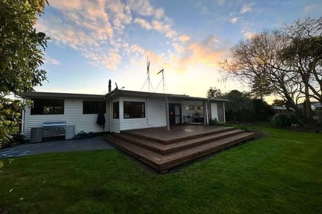 Photo of property in 14 Te Rauparaha Street, Otaki, 5512