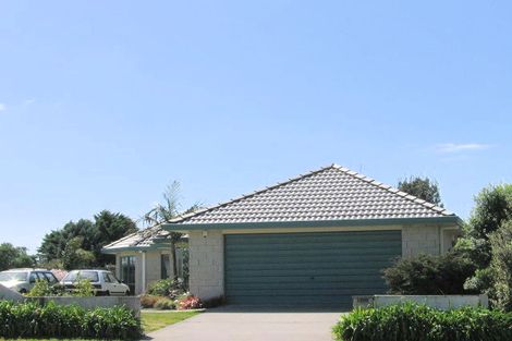 Photo of property in 9 Wairakei Avenue, Papamoa Beach, Papamoa, 3118