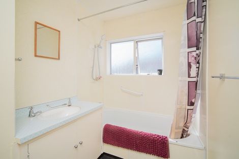 Photo of property in 2/14 Kawau Crescent, Bromley, Christchurch, 8062