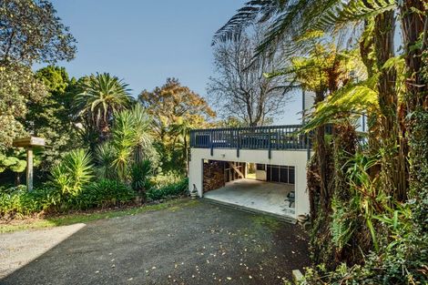 Photo of property in 64 Cutfield Road, New Plymouth, 4310